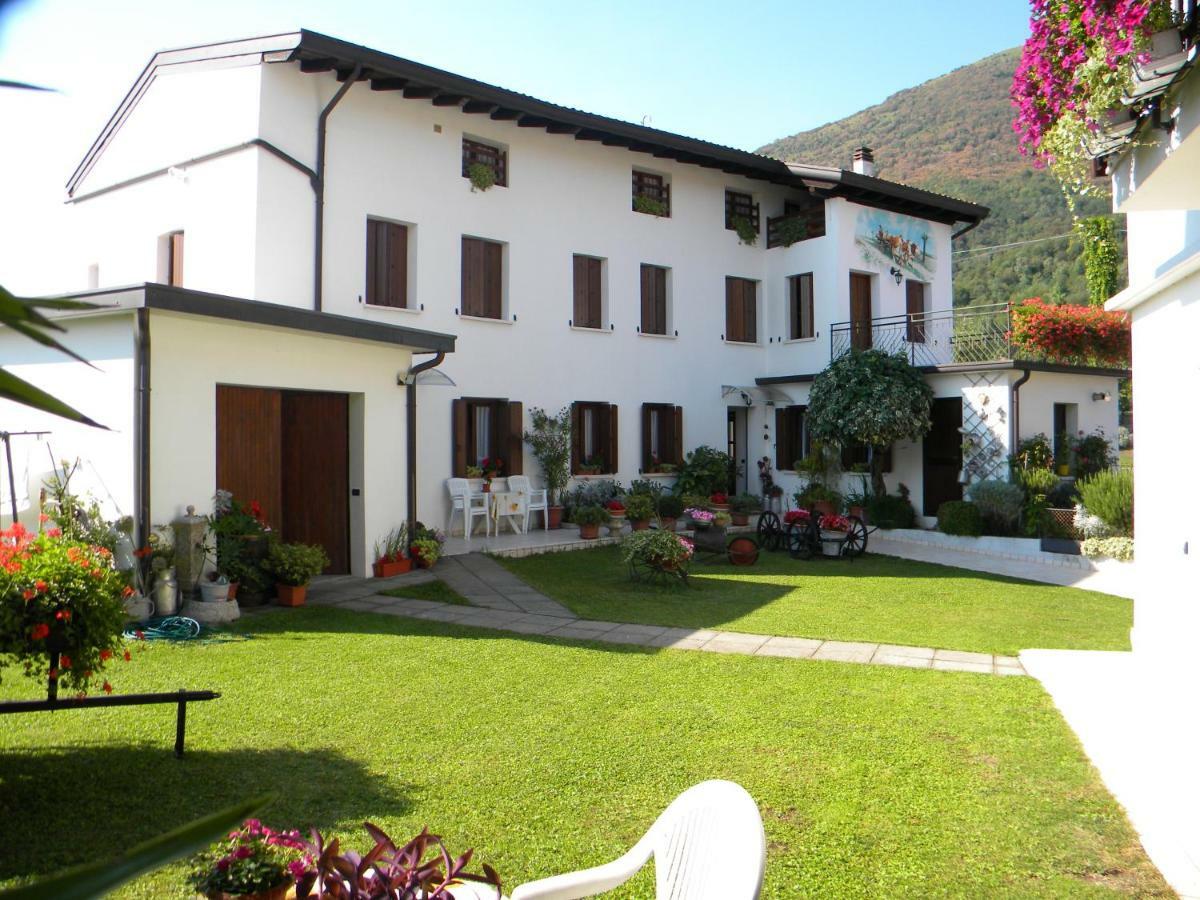 Villa Agriturismo Alle Ruote Meduno Exterior foto